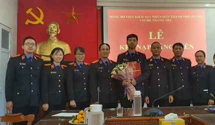 Lễ Kết nạp Đảng viên mới tại Chi bộ Phòng 10, Thanh tra